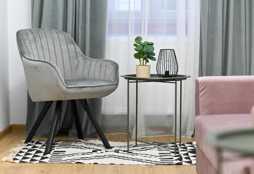 ジュニアスイート, Althof Apartments