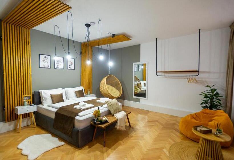 キングサイズベッドのスーペリアルーム, Althof Apartments