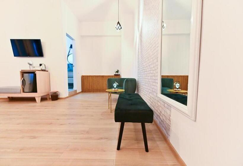 キングサイズベッドのスタンダードルーム, Althof Apartments