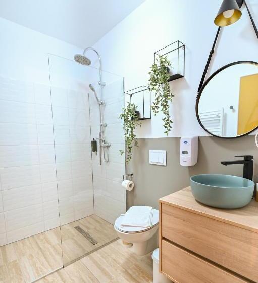 اتاق استاندارد با تخت بزرگ, Althof Apartments