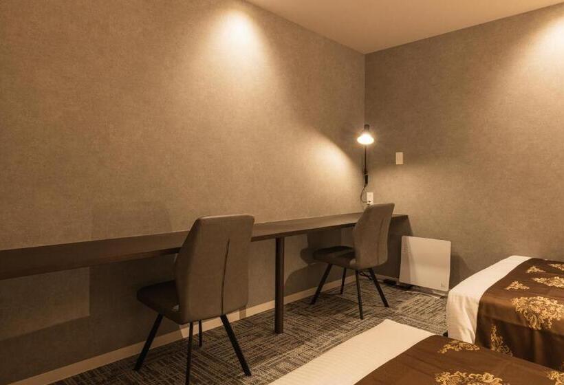 Habitació Triple Deluxe, Grand Base Kagoshima Chuo