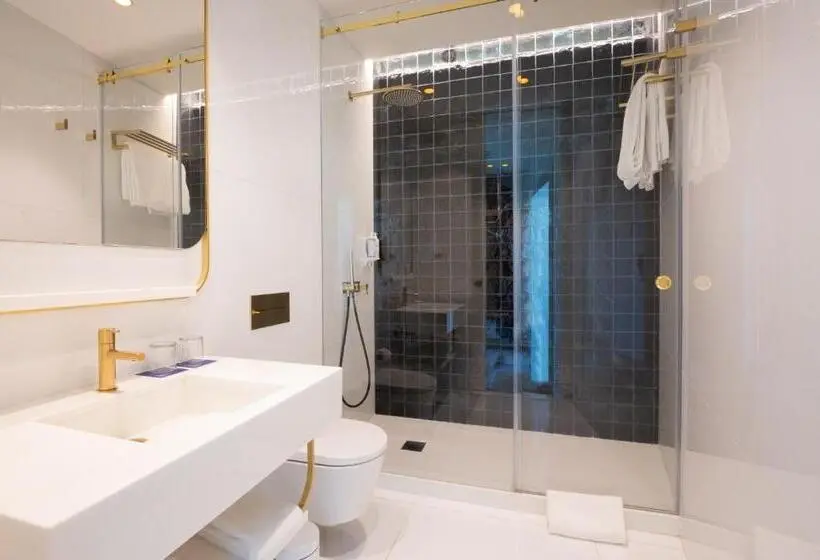 Quarto Deluxe Vista Cidade, Blue Liberdade