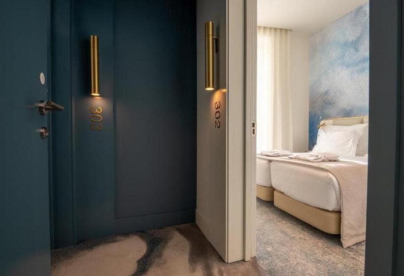 Quarto Familiar, Blue Liberdade