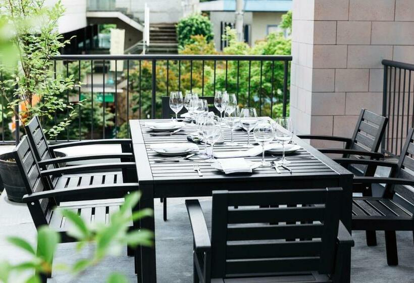 스위트 킹사이즈 침대, Karuizawa Cross