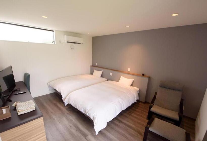 غرفة قياسية, Le.blanche