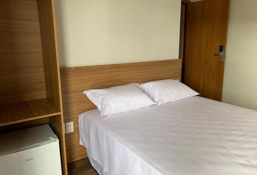 جناح مزوَّد بشرفة, Swell Praia