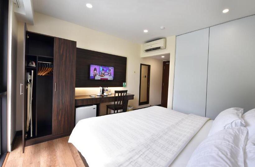 스탠다드 룸 킹사이즈 침대, Yangtze Hotel 长江酒店