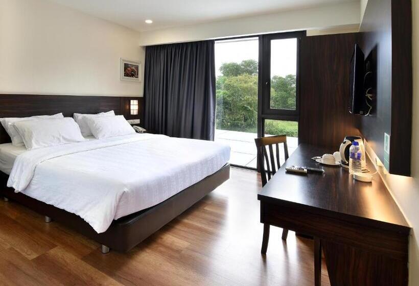 스탠다드 룸 킹사이즈 침대, Yangtze Hotel 长江酒店