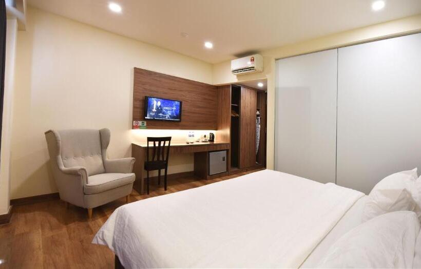 주니어 스위트, Yangtze Hotel 长江酒店