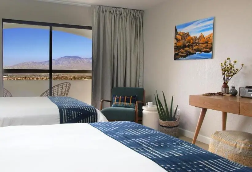 バルコニー付きスタンダードルーム, Azure Palm Hot Springs