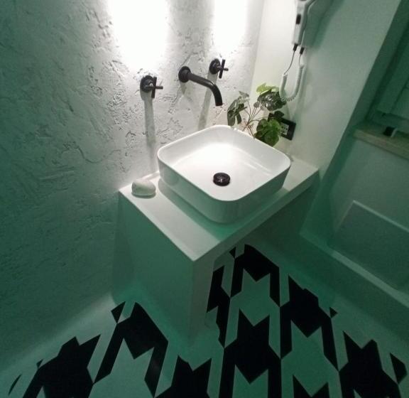 غرفة قياسية, Piano21