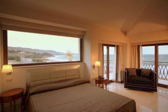 带大床的豪华间, Palace 4s