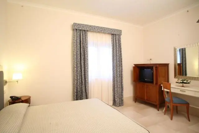 اتاق استاندارد, Palace 4s