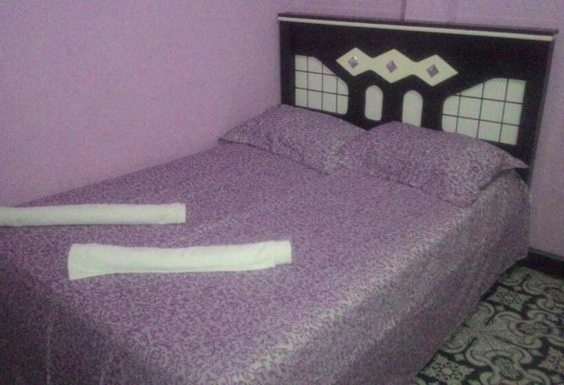 Talo 2 Makuuhuonetta, Pousada Casa Da Neuzita