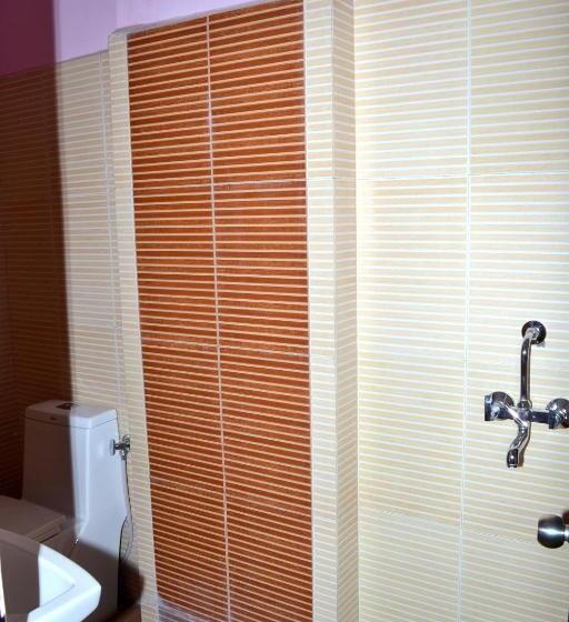 デラックスルーム, Devholiday Home