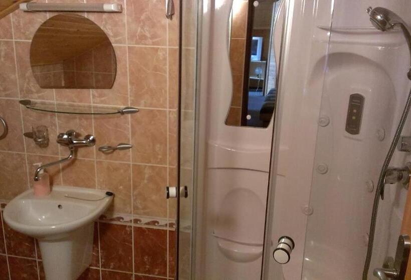 Номер Стандарт Трехместный, Hostinec V Zátoce