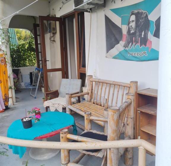 اتاق استاندارد, Merabi Guest House