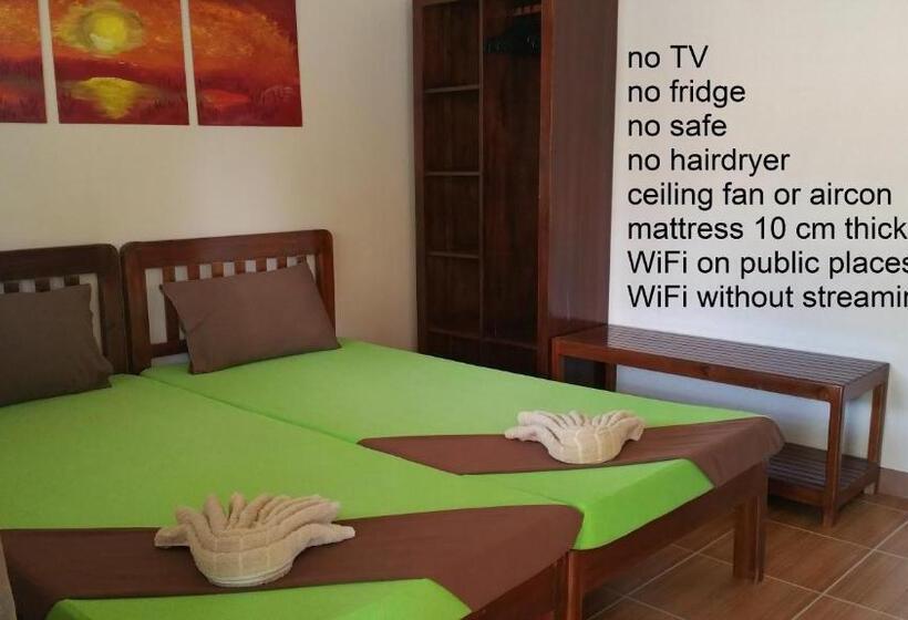 اتاق استاندارد با چشمانداز استخر, Rubin Resort