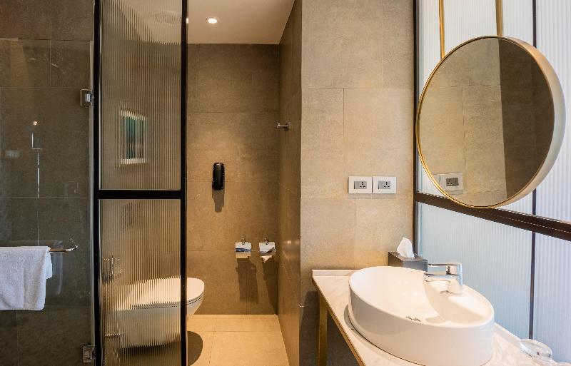 Quarto Estandar Cama King, Holiday Inn Goa Candolim