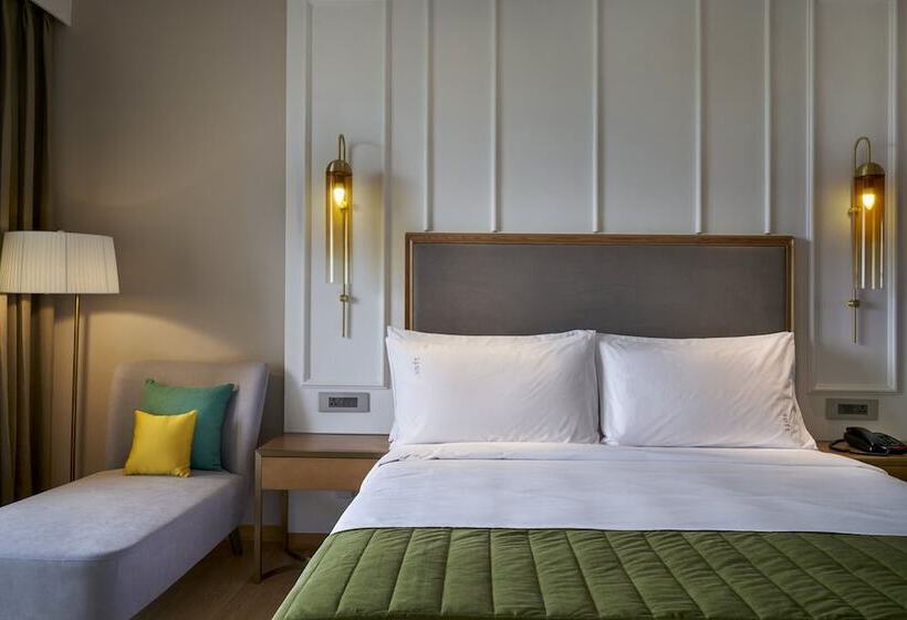 Quarto Estandar Cama Casal, Holiday Inn Goa Candolim