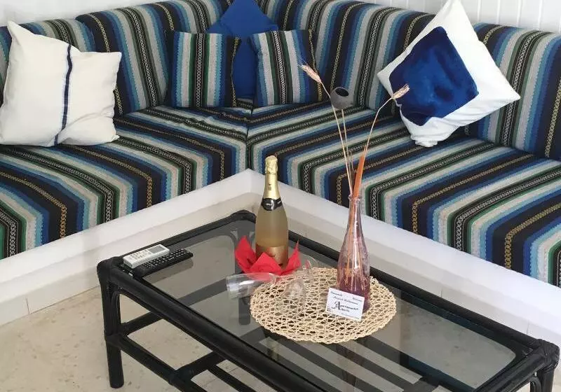 آپارتمان 1 خوابه, Apartamentos Alberto