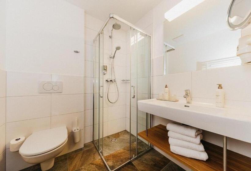 اتاق استاندارد با بالکن, Biohotel Rupertus