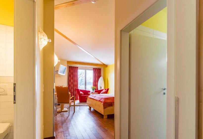 سوییت جونیور سوپریور, Das Moser   Hotel Garni Am See