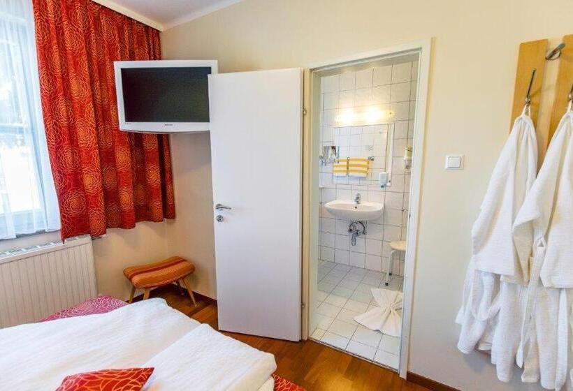 سوئیت با بالکن, Das Moser   Hotel Garni Am See