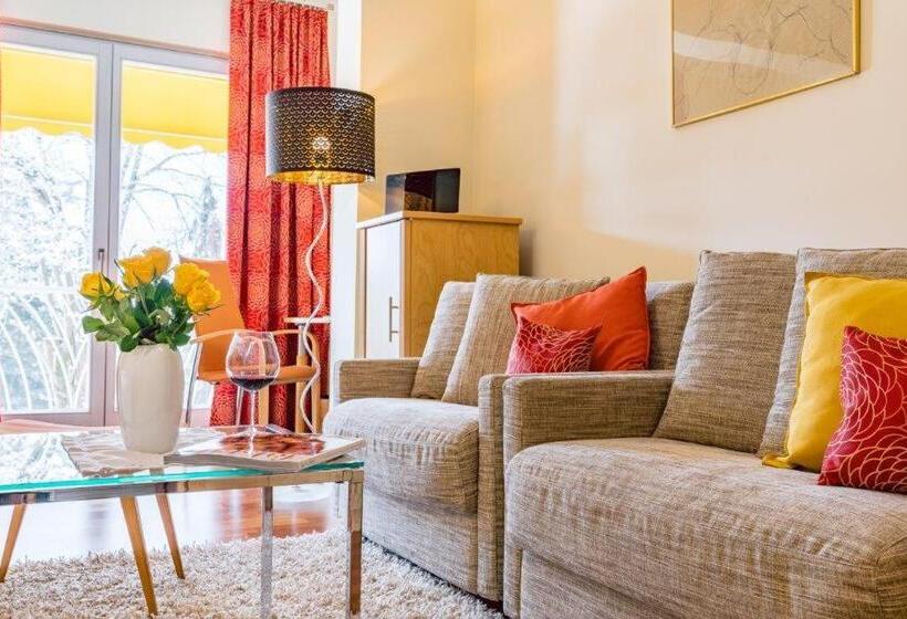 سوئیت با بالکن, Das Moser   Hotel Garni Am See