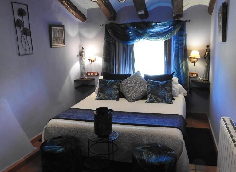 Семейный Номер, El Molí De Pontons Suites Con Jacuzzi Spa