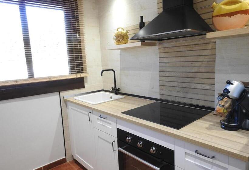 Люкс 2 Спальни, El Molí De Pontons Suites Con Jacuzzi Spa