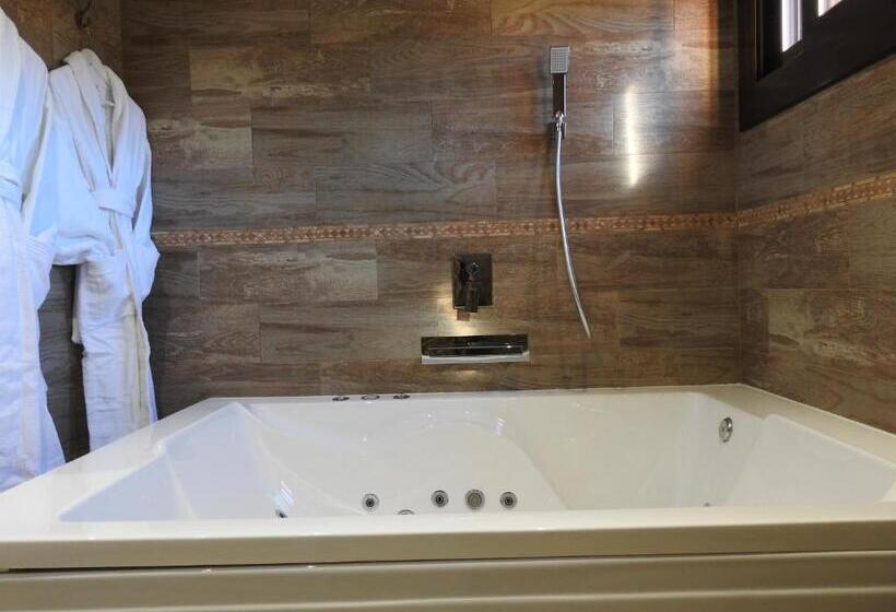 Люкс 2 Спальни, El Molí De Pontons Suites Con Jacuzzi Spa