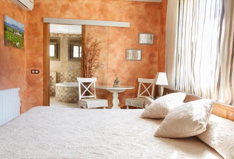 سوئیت با وان آب گرم, El Molí De Pontons Suites Con Jacuzzi Spa