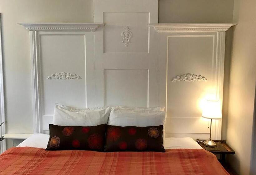 スタンダードルーム, Ellis House Bed & Breakfast
