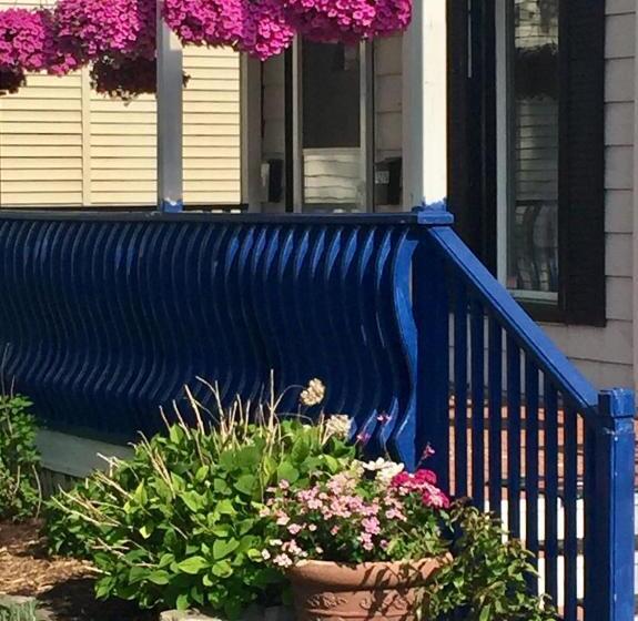 Апартаменты Executive 1 Спальня, Ellis House Bed & Breakfast