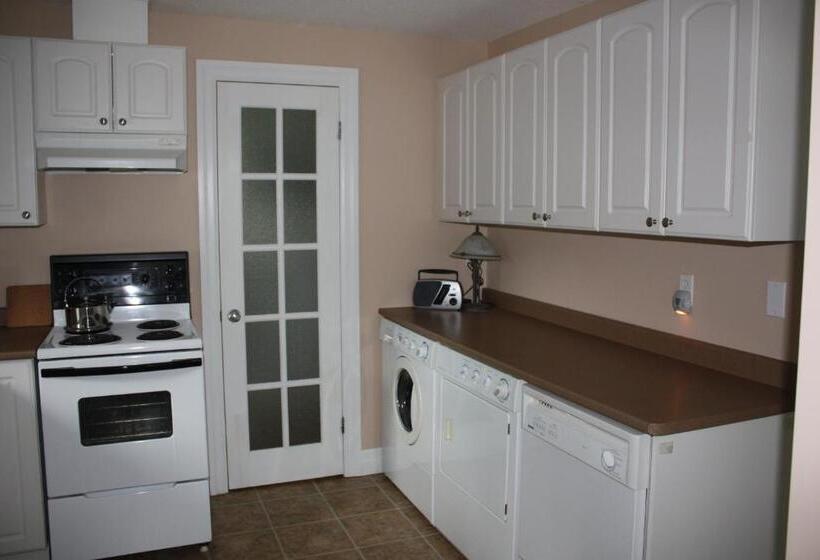 Апартаменты Executive 1 Спальня, Ellis House Bed & Breakfast