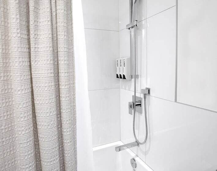 Номер Superior, & Spa Carré Saint Louis