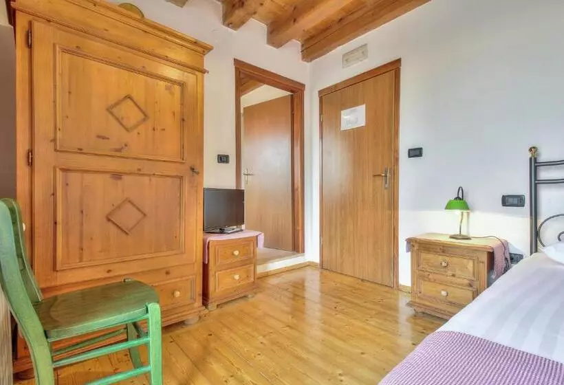 Standard Yhden Hengen Huone, Casa Romantica La Parenzana