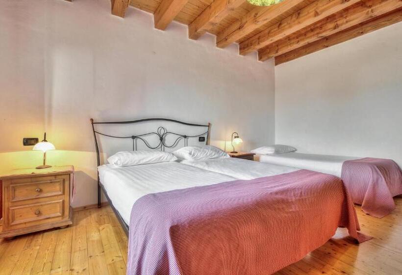 스탠다드 트리플 룸, Casa Romantica La Parenzana