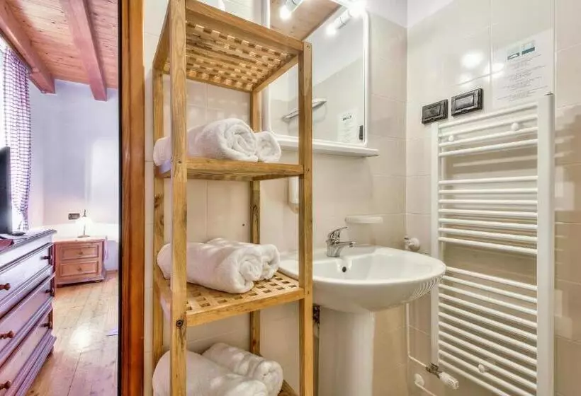 Standard Kolmen Hengen Huone, Casa Romantica La Parenzana