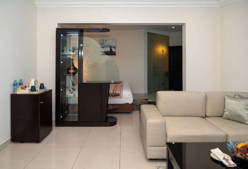 سوییت, Costa Del Sol Hotel By Arabian Link