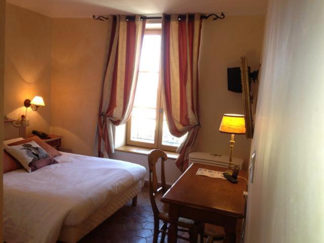 古典房间, Hostellerie De La Tour D'auxois