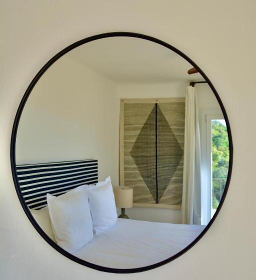 スーペリアールーム, L écurie Du Castellas