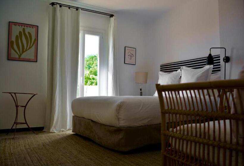 オーシャンビューデラックスルームバルコニー付き, L écurie Du Castellas