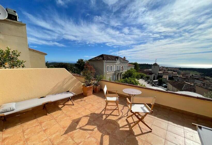 オーシャンビューデラックスルームバルコニー付き, L écurie Du Castellas