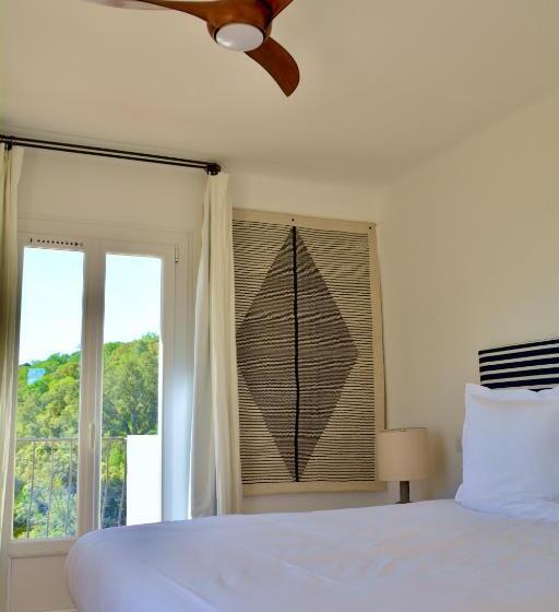 オーシャンビューデラックスルームバルコニー付き, L écurie Du Castellas