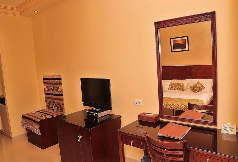 اتاق لوکس سه تخته, Mosaic City