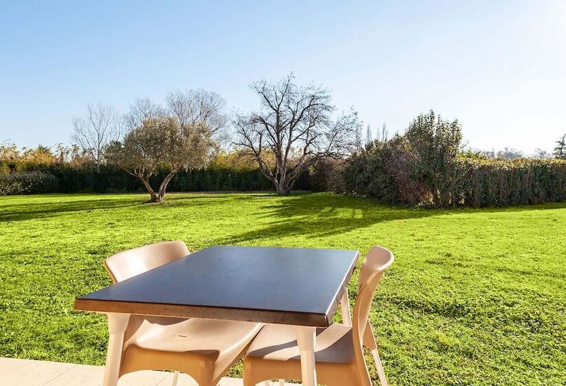 سوییت, Residhotel Golf Grand Avignon