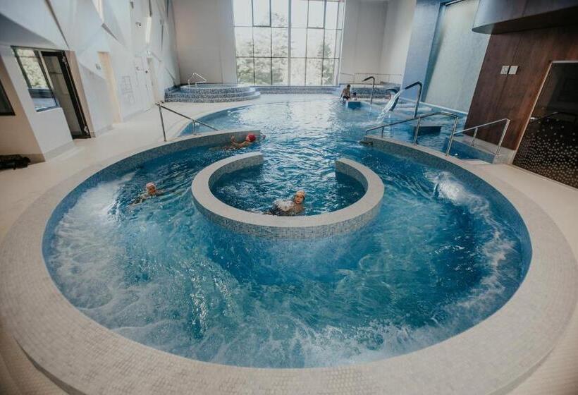 اتاق استاندارد با دسترسی به اسپا, Sports