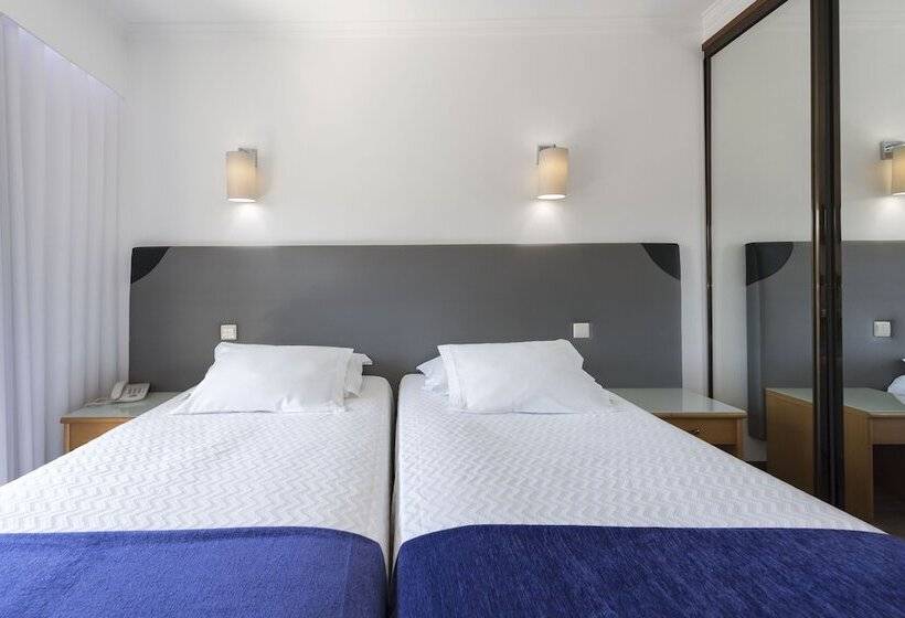 غرفة قياسية, Varzinn